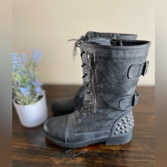 Nature Breeze Black Studded Black Boots - Picture 2 of 6